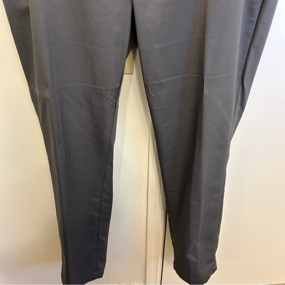 Amazon Essentials Men’s Slim Fit Flat Front Dress Pants Gray Size 38x32 - Picture 5 of 10